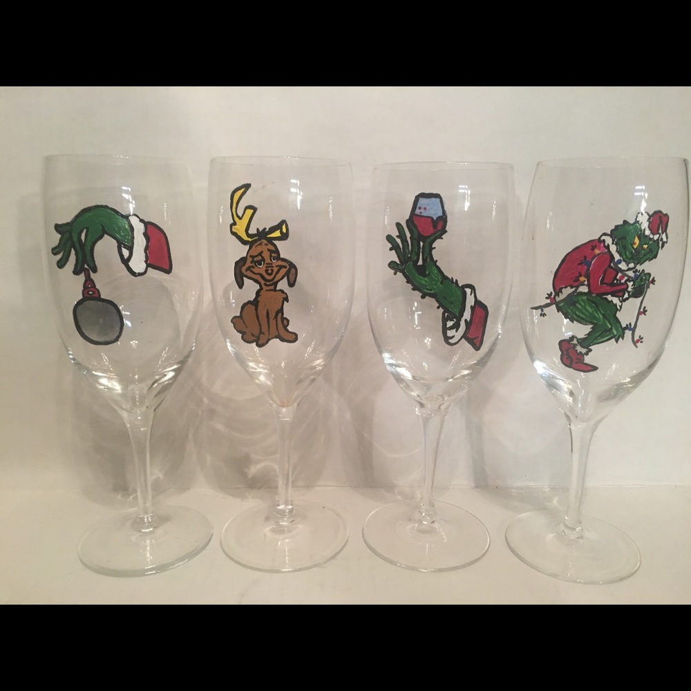 Grinch Hand Painted Wine Glass Set